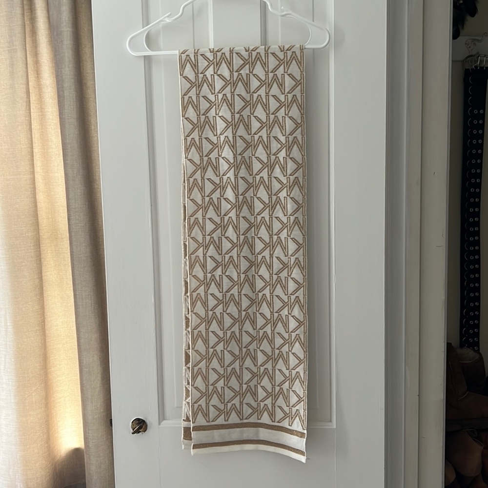 Double sided gold and white Michael Kors scarf